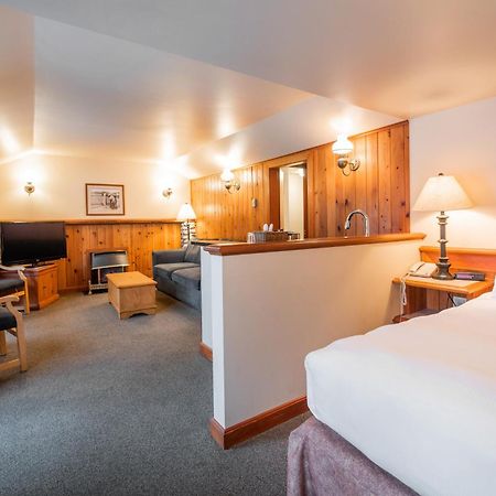 Painter'S Lodge, Trademark Collection By Wyndham Campbell River Exteriör bild